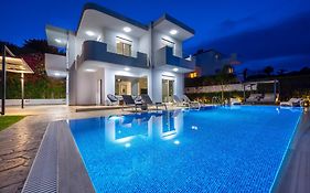 Hill & Sea View Villas